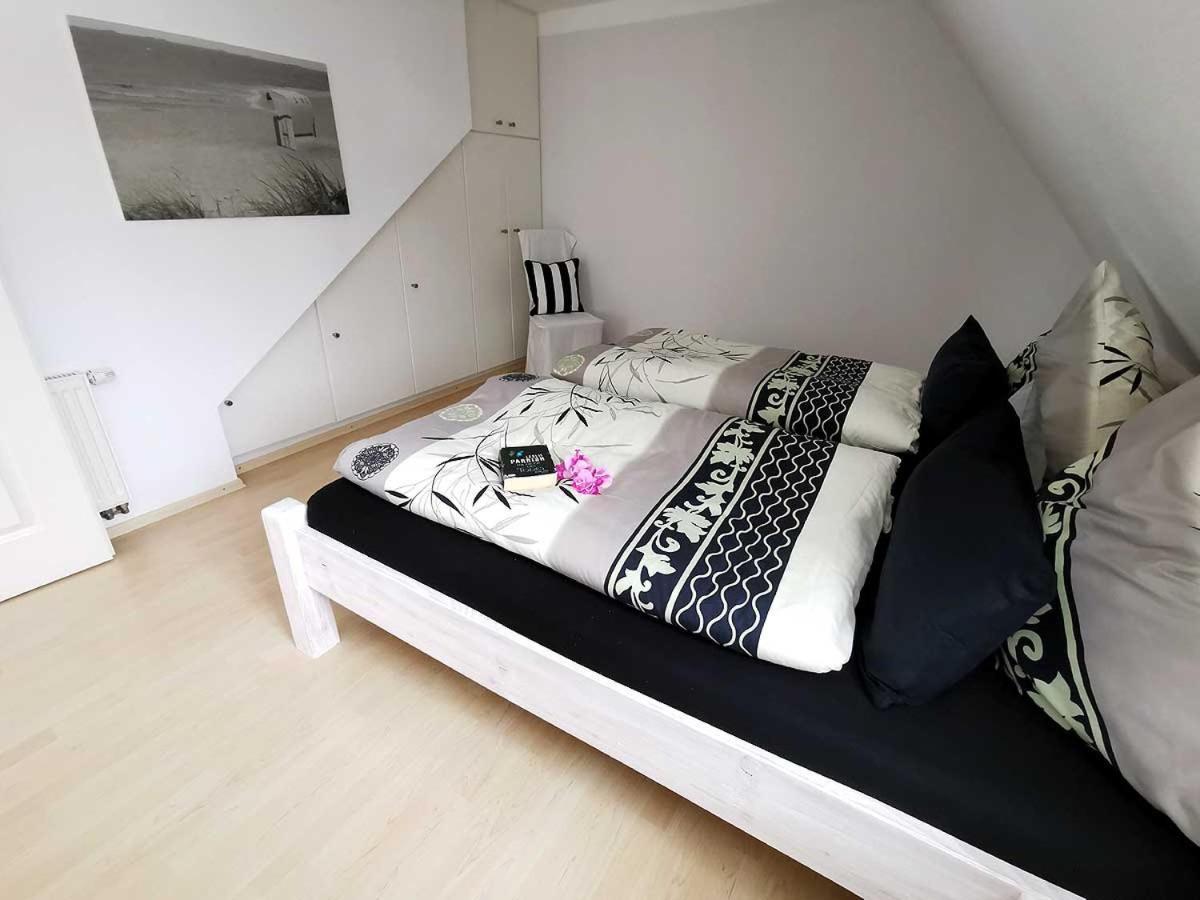 Haus Wyden Appartement Utersum Buitenkant foto